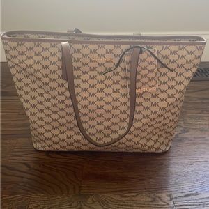 Michael Kors Tote